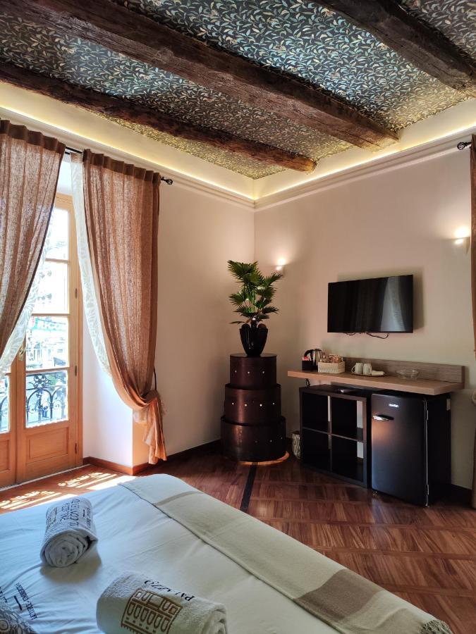 Palazzo Il Convento Luxury Umberto I Bed & Breakfast Napoli Eksteriør bilde