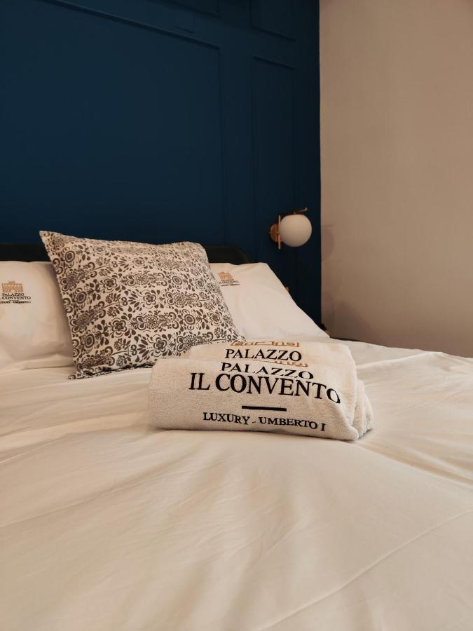 Palazzo Il Convento Luxury Umberto I Bed & Breakfast Napoli Eksteriør bilde