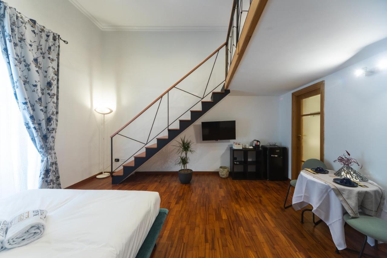 Palazzo Il Convento Luxury Umberto I Bed & Breakfast Napoli Eksteriør bilde
